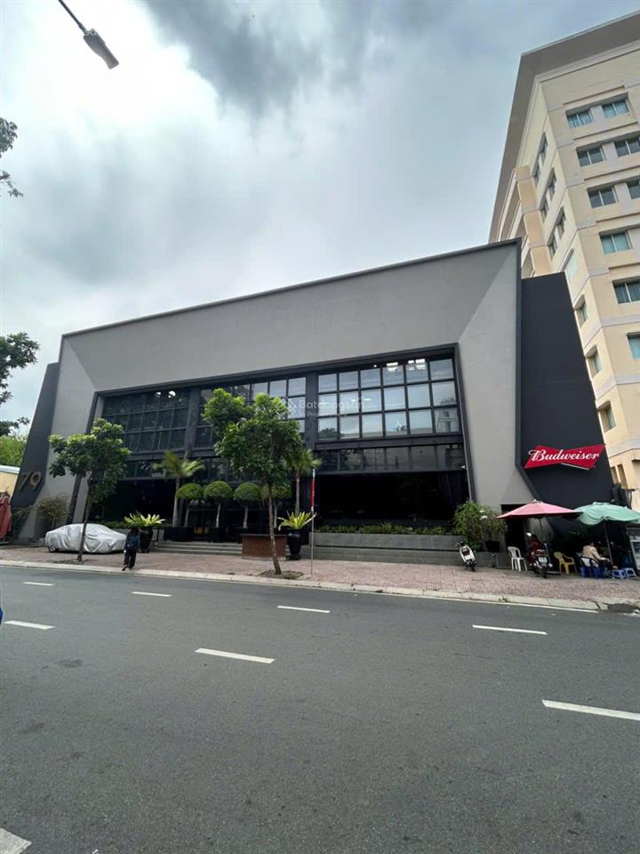 Siêu phẩm mặt tiền 30m, dt 1100m2/sàn năm ngay ngã tư hai bà trưng nguyễn đình chiểu quận 1