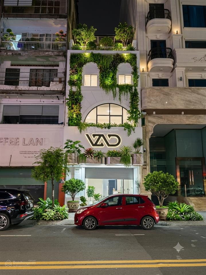 Cho thuê tòa nhà mặt tiền võ văn tần đoạn 2 chiều, quận 3 trệt 3 lầu