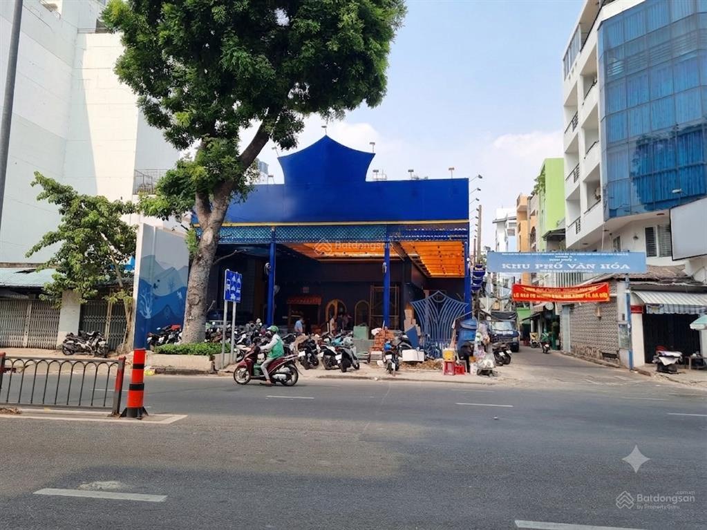 Cho thuê nhà góc 2 mặt tiền ba tháng hai quận 10  nhà trệt dtsd ~420m²