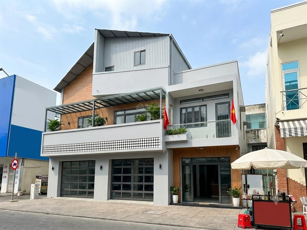 Cho thuê mặt bằng diện tích khủng mặt tiền điện biên phủ  bình thạnh, nhà trệt sàn 1000m2