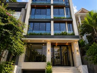 Tòa nhà 4 tầng dtsd ~1200m2 mặt tiền khu phan xích long  phú nhuận