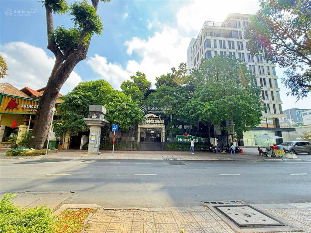 Cho thuê mặt tiền pasteur quận 3, ngang 21m siêu khủng, dtsd ~2500m²