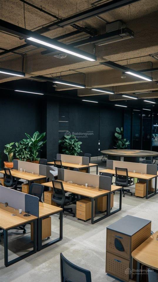 Cho thuê tòa nhà mặt tiền hồ văn huê phú nhuận, dtsd 900m2, trệt 4 lầu