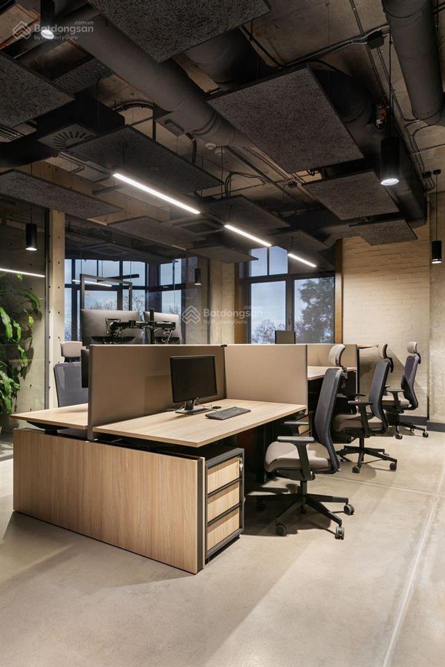Cho thuê tòa nhà mặt tiền hồ văn huê phú nhuận, dtsd 900m2, trệt 4 lầu