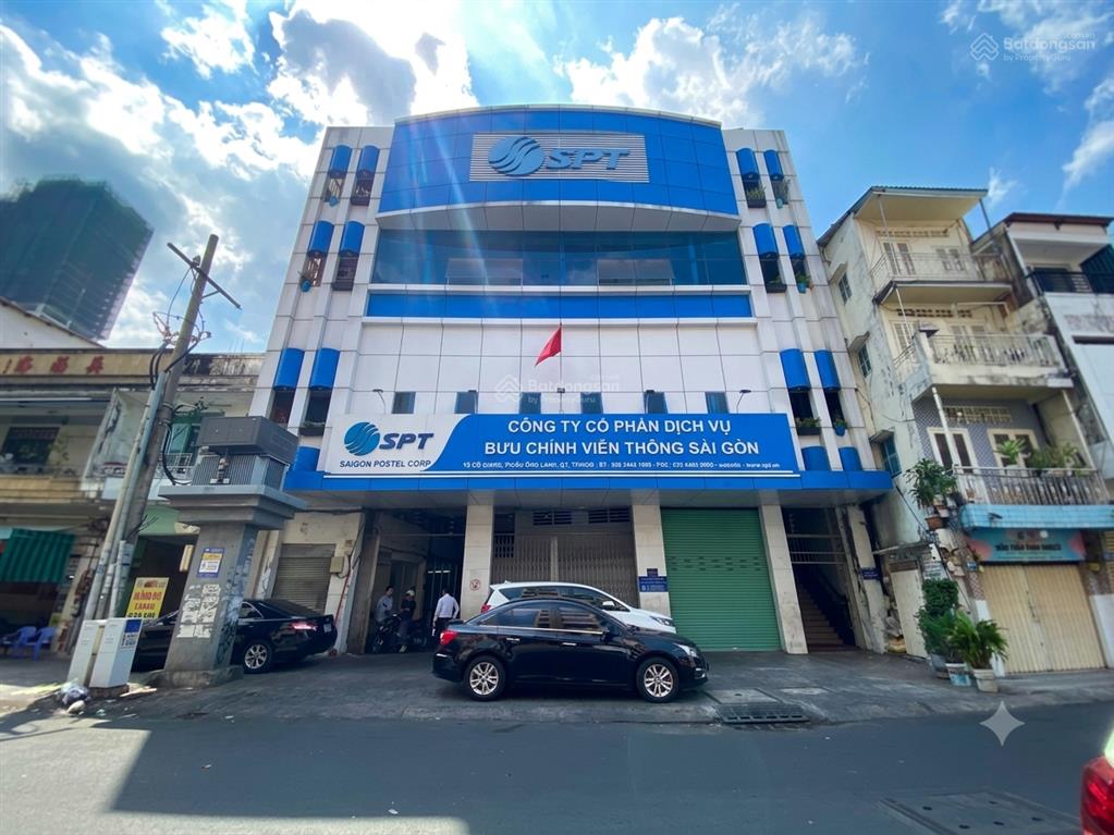 Cho thuê tòa nhà mặt tiền cô giang quận 1, bề ngang khủng 17m trệt 4 lầu dtsd 4800m2