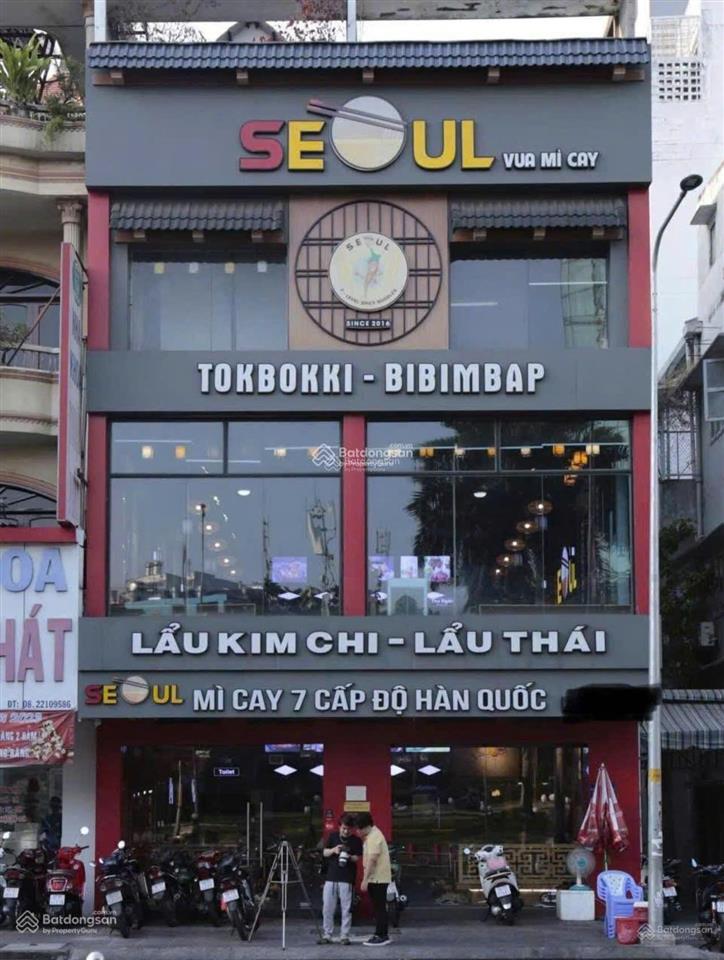 Cho thuê tòa nhà mặt tiền nguyễn văn trỗi phú nhuận. dtsd ~700m2 trệt 3 lầu