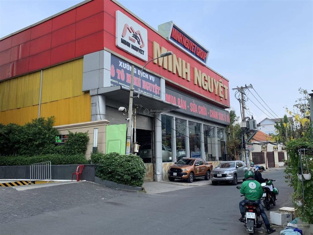 Cho thuê mặt bằng view sông 3000m2, ngang mặt tiền 30m, ung văn khiêm, bình thạnh
