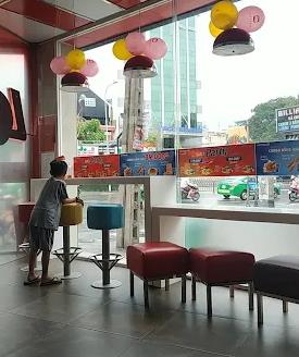 Cho thuê tòa nhà góc 2 mặt tiền bạch đằng bình thạnh  ngang 14m trệt 2 lầu