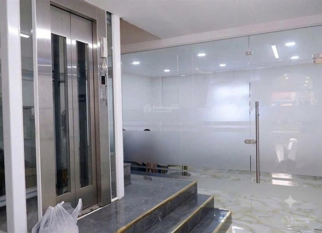 Cho thuê mặt bằng trần quang khải quận 1, trệt 6 lầu thang máy