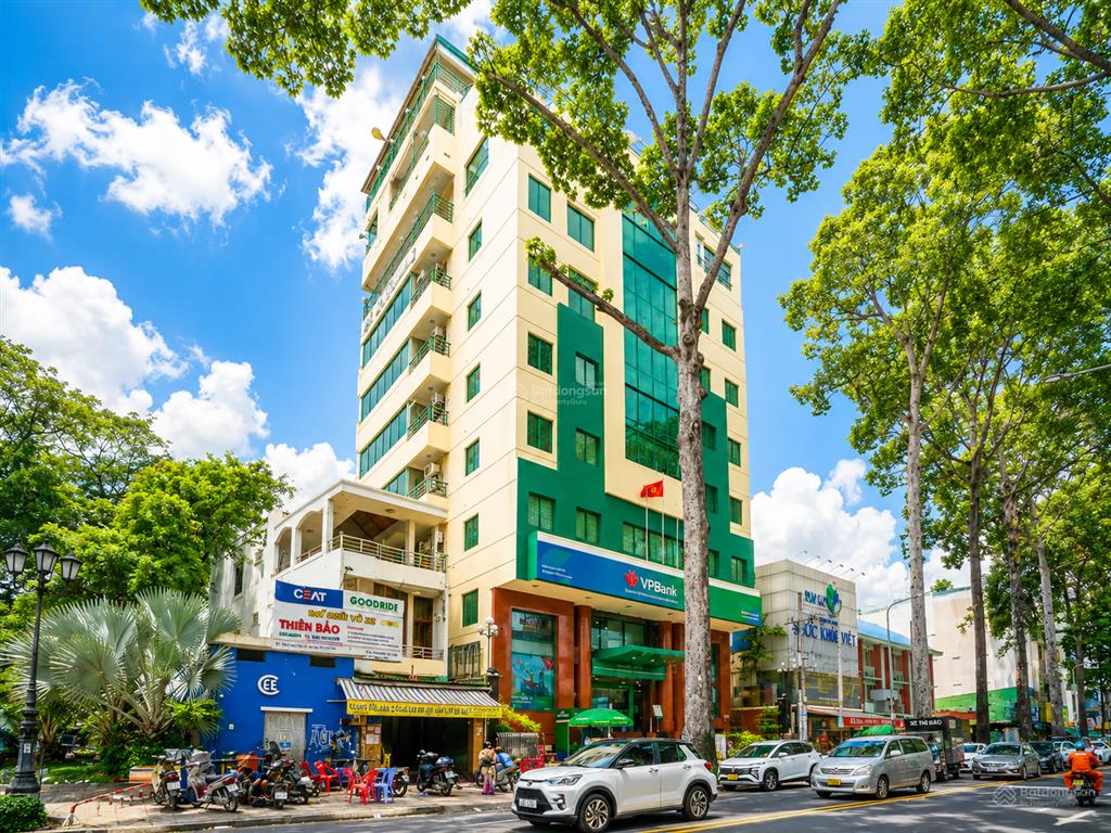 Building mặt tiền nguyễn chí thanh quận 5 hầm 9 tầng, 300m2/sàn