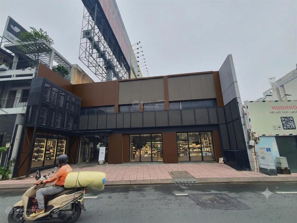 Cho thuê mặt bằng góc mặt tiền khủng hoàng văn thụ, phú nhuận dt sàn lên đến 520m²