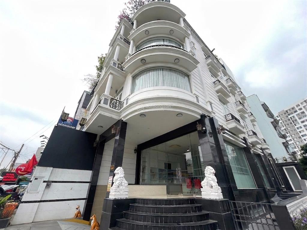 Tòa nhà 2 mặt tiền cách mạng tháng 8 quận 10, ngang 16m dtsd 1300m2
