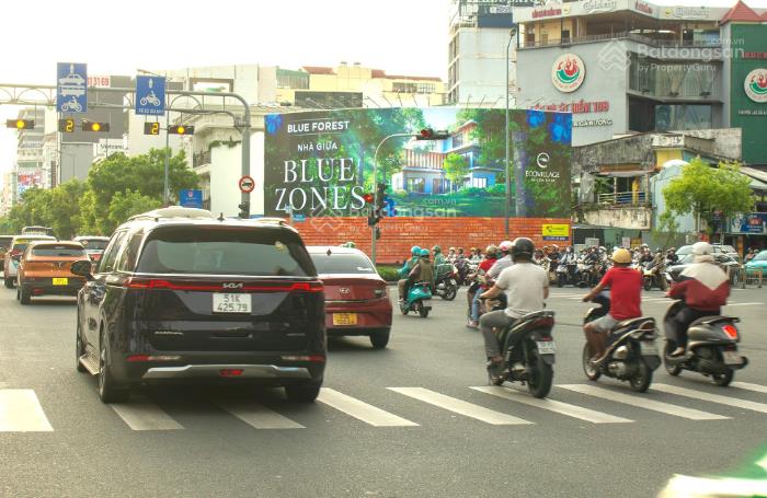 Đất trống có gpxd góc mặt tiền nguyễn văn trỗi phú nhuận, diện tích 900m2