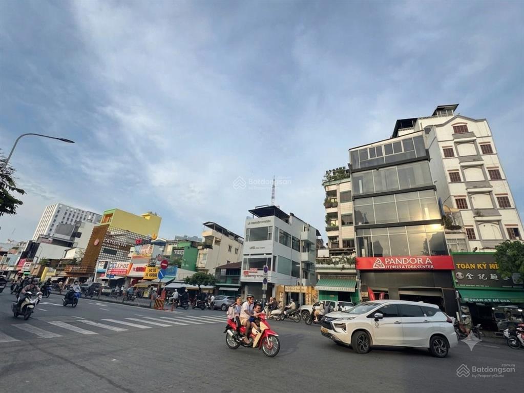 Cho thuê tòa nhà mặt tiền nguyễn văn cừ quận 1, trệt 4 lầu, ngang 9m