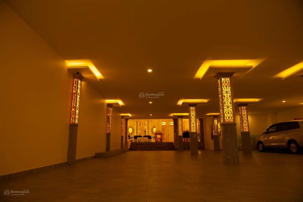 Nhà mặt tiền trần não quận 2, dtsd khủng hơn 3000m2, trệt 3 lầu