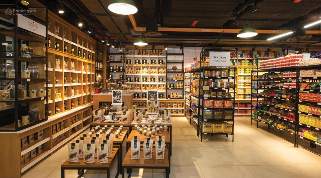 Cho thuê mặt bằng nguyễn đình chiểu quận 1, dt 350m2 sàn suốt, ngang 10 mét