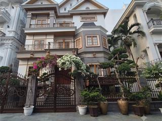 Chính chủ cho thuê biệt thự an phú, quận 2, dtsd ~2000m2, trệt 2 lầu