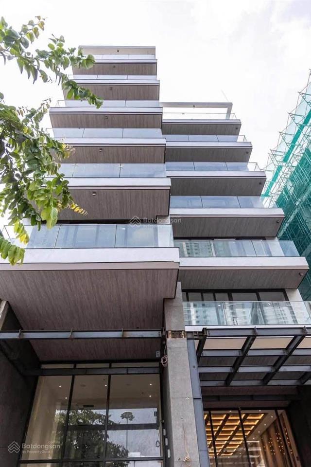 Cho thuê tòa nhà mặt tiền gần chợ hoàng hoa thám, tân bình  hầm 6 tầng nổi dtsd ~1000m2