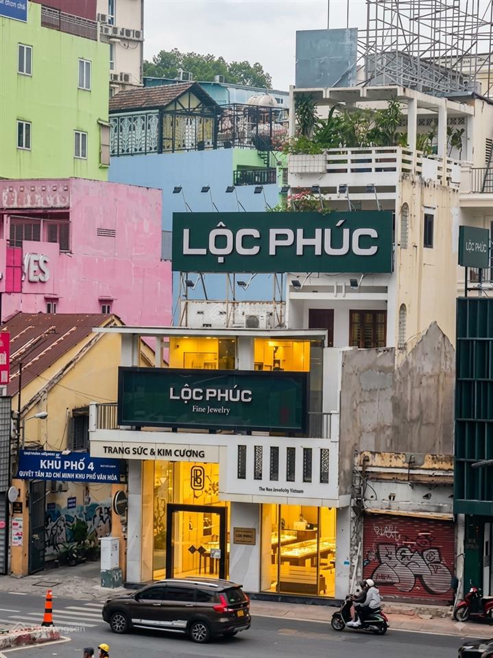Cho thuê mặt bằng ngay ngã sáu phù đổng quận 1, trệt lầu ngang 8m