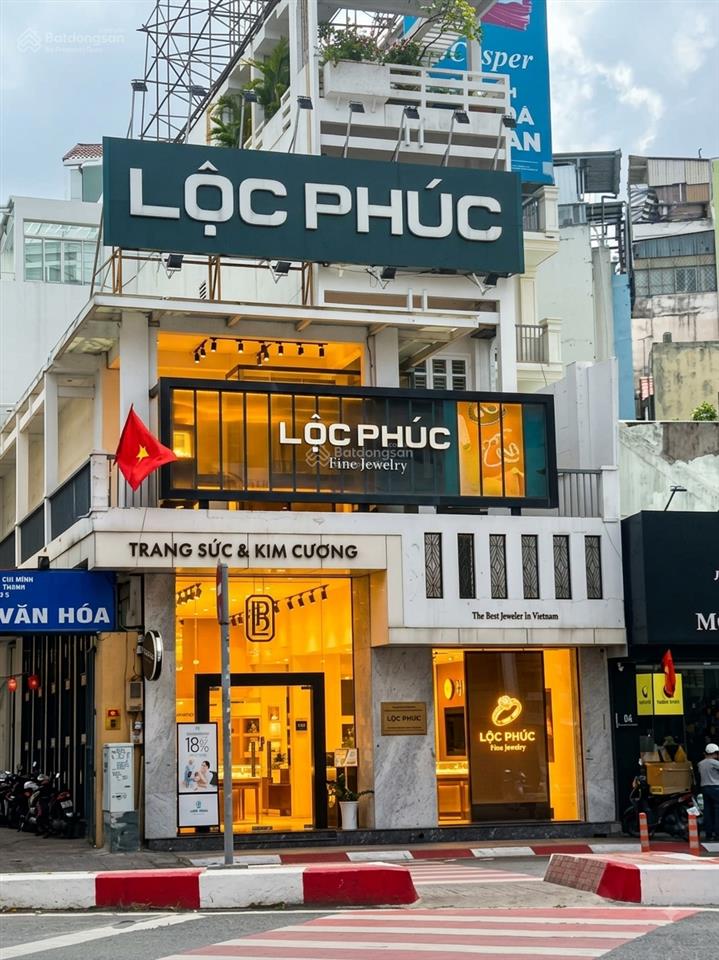 Cho thuê mặt bằng ngay ngã sáu phù đổng quận 1, trệt lầu ngang 8m