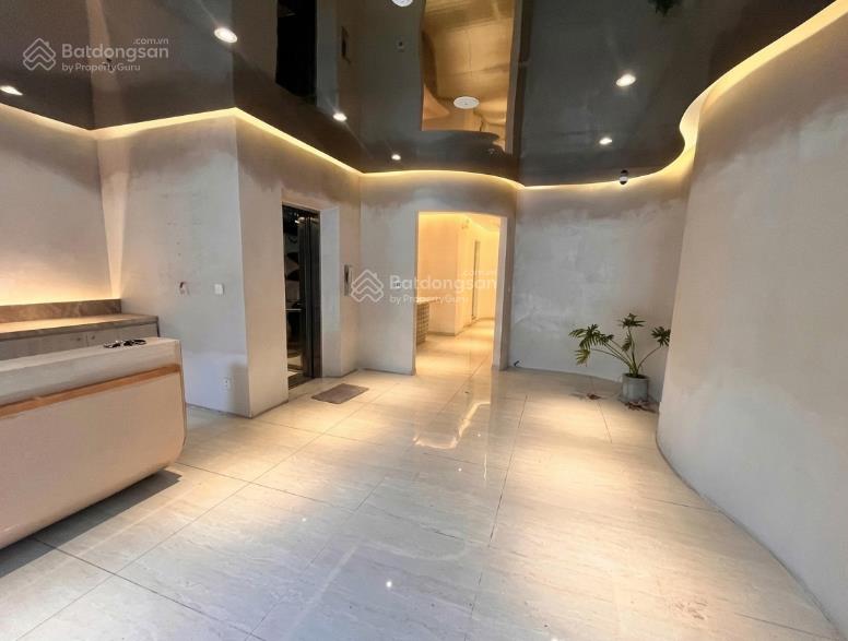 Cho thuê nhà mới sẵn nội thất 1k thảo điền quận 2, 5 tầng dtsd ~700m2