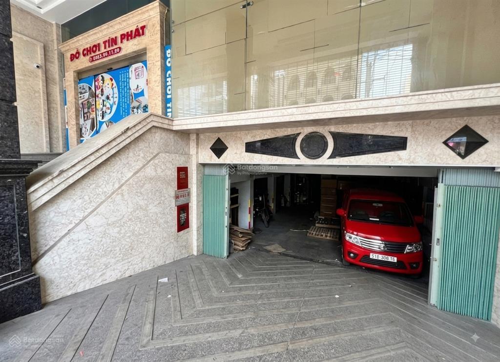 Building dtsd khủng 3000m2 phạm phú thứ quận 6, hầm 7 tầng nổi