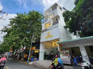 Tòa nhà mới xây gần ngã tư nguyễn văn trỗi tân bình, hầm 7 tầng nổi, dtsd ~1200m2