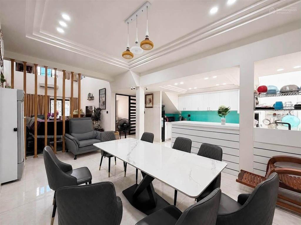 Biệt thự hoa lan, phú nhuận, trệt 2 lầu dtsd 400m2  kinh doanh tự do