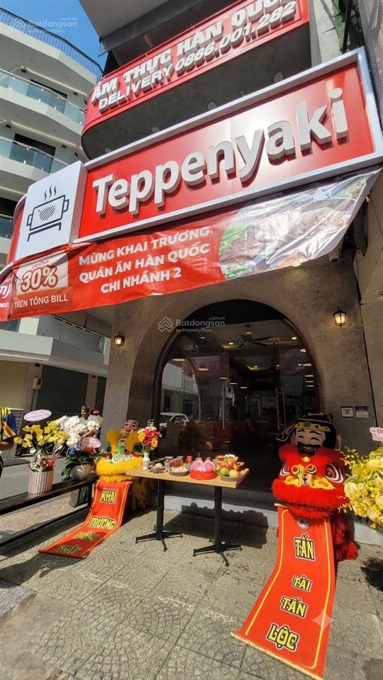 Mặt bằng gần vạn hạnh mall quận 10 kinh doanh sầm uất, trệt 2 lầu dtsd 300m2