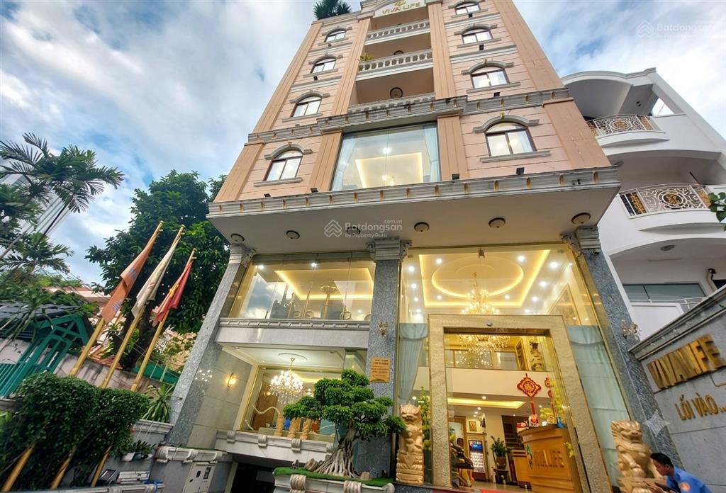 Building nguyễn trãi quận 1, hầm 7 tầng nổi dtsd 1400m2, ngang 10 mét