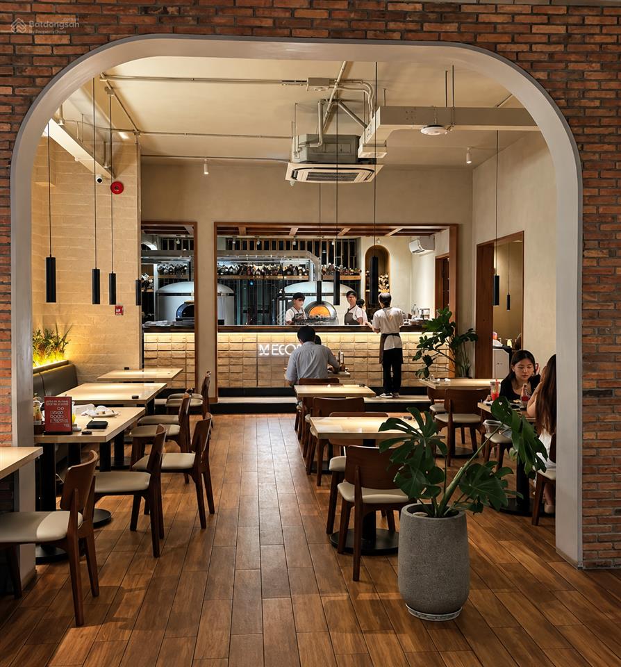 Cho thuê mặt bằng siêu vip ngang 16m xuân thủy thảo điền quận 2, dtsd ~900m2