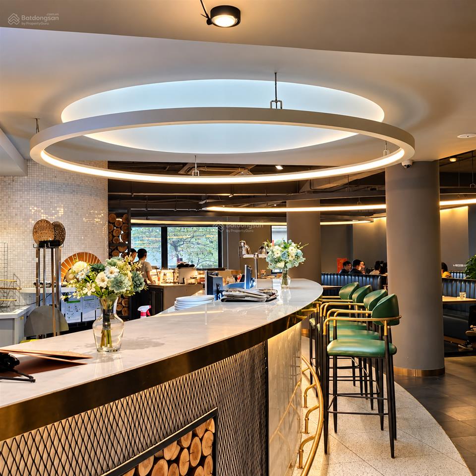 Cho thuê mặt bằng siêu vip ngang 16m xuân thủy thảo điền quận 2, dtsd ~900m2