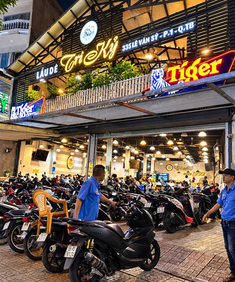 Cho thuê mặt bằng lê văn sỹ tân bình, trệt lầu dtsd 850m2, ngang khủng 18m