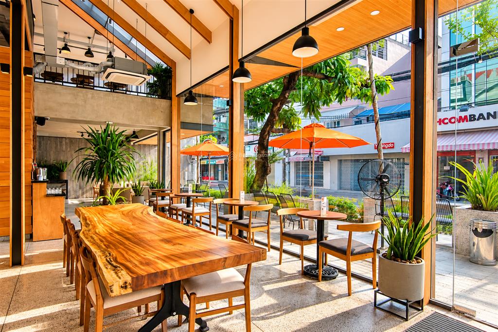 Mặt bằng 2 mặt tiền đồng nai quận 10, dtsd 400m2 + vỉa hè rộng