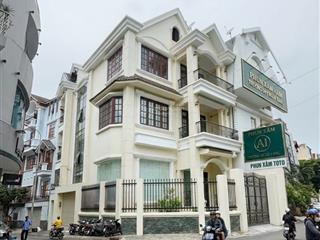 Chính chủ cho thuê biệt thự hai mặt tiền hoa lan, phú nhuận, trệt 3 lầu