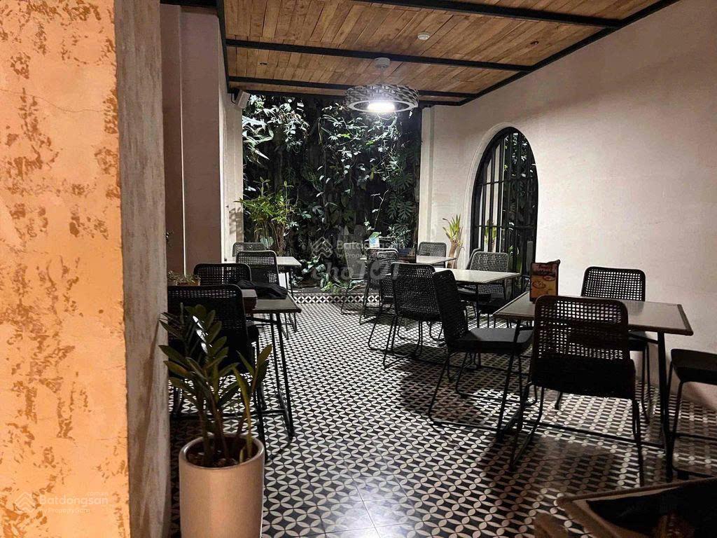 Siêu hiếm, cho thuê mặt bằng đường nguyễn huệ quận 1  400m2 phù hợp f&b
