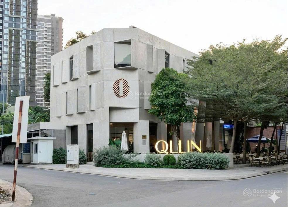 Cho thuê villa nguyễn thị diệu, quận 3  20x12m hầm + trệt + 3 lầu, pccc  giá 250tr/tháng