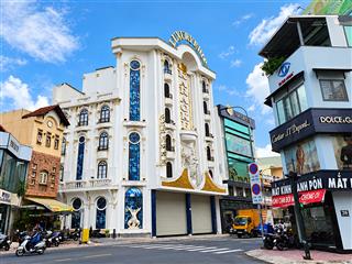 Cho thuê nhà góc mặt tiền út tịch tân bình, 6 tầng 22 phòng, dtsd ~1800m2