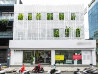 Nhà mặt tiền đẹp ngay khu hàm nghi quận 1  trệt 2 lầu dtsd ~450m2