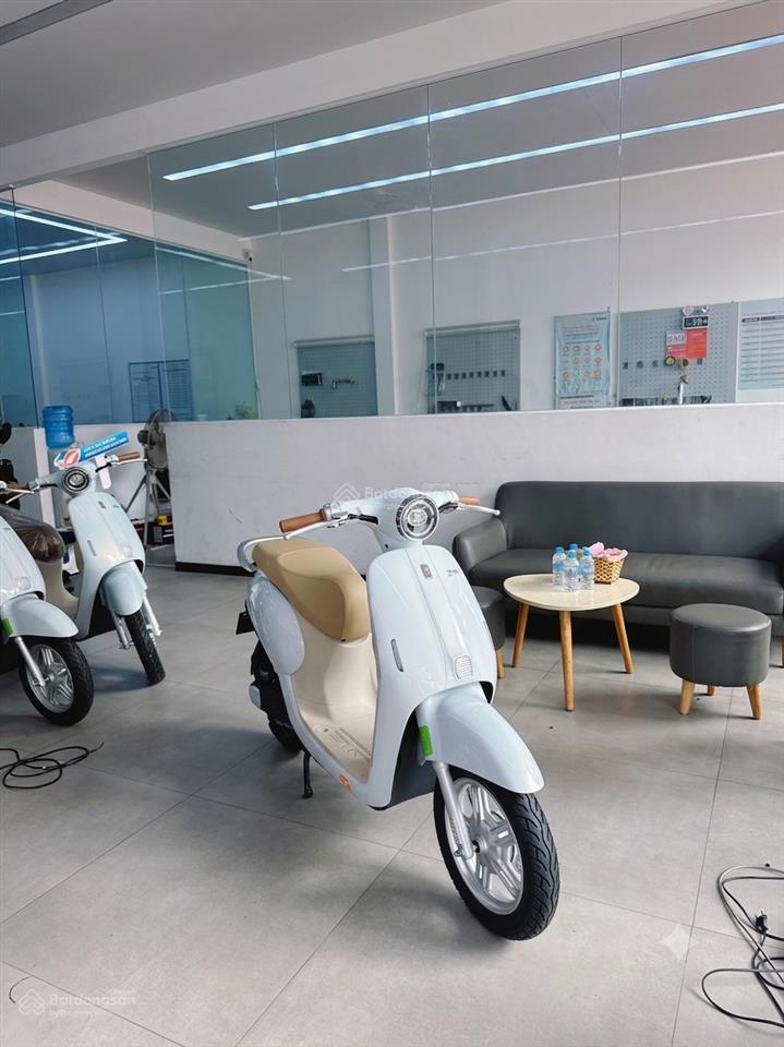Cho thuê nhà mặt tiền bạch đằng bình thạnh dtsd ~600m2, ngang 9 mét