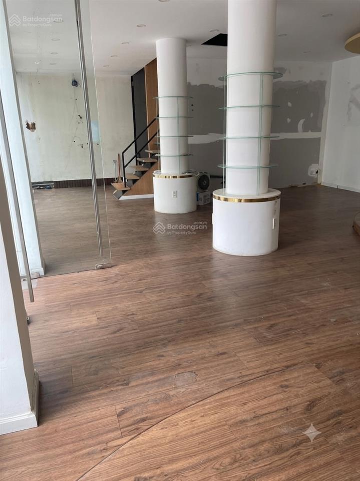 Tòa nhà mặt tiền lớn 13 mét nguyễn văn trỗi phú nhuận, trệt 3 lầu dtsd ~400m2