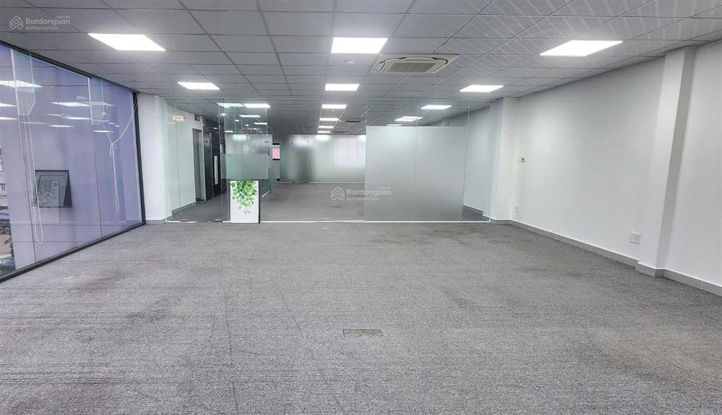 Mặt tiền đồng khởi, khu trung tâm bến nghé, quận 1, giá tốt, chốt nhanh