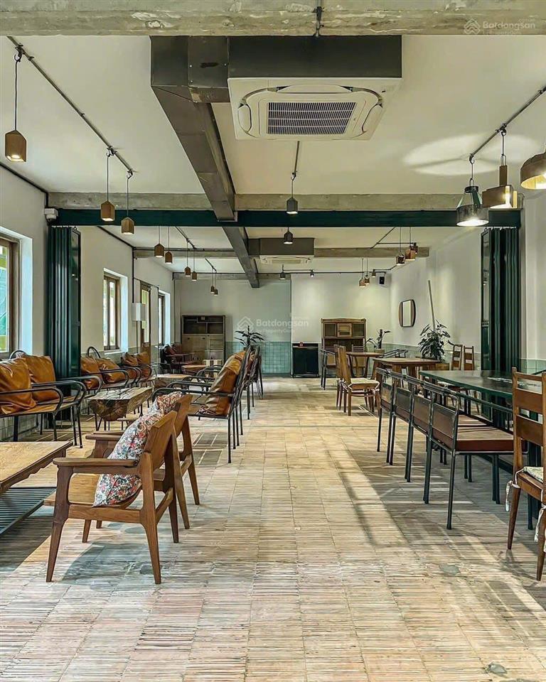 Cho thuê villa mặt tiền đặng dung quận 1