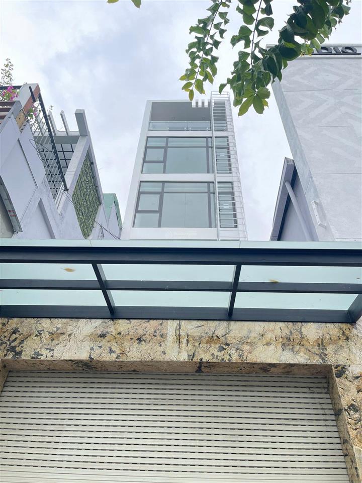 Cho thuê tòa nhà mặt tiền đinh tiên hoàng, quận 1  6 tầng dtsd 600m2