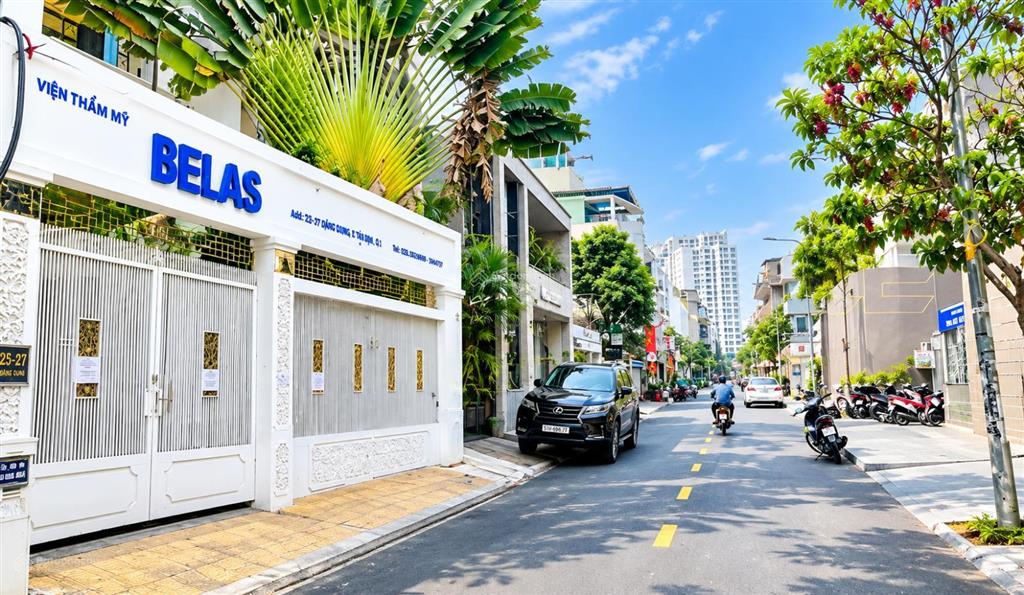 Cho thuê nhà nguyên căn giá tốt, đặng dung quận 1, trệt 2 lầu dtsd ~550m2