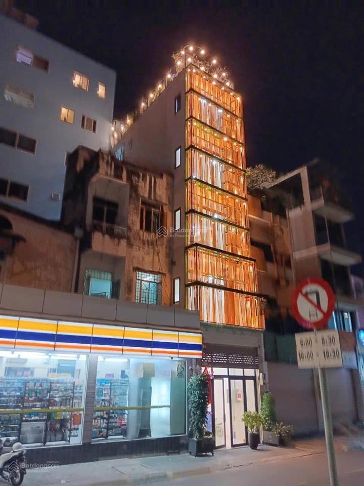 Tòa nhà 15 phòng lớn nguyễn văn thủ quận 1, trệt 3 lầu  100 triệu