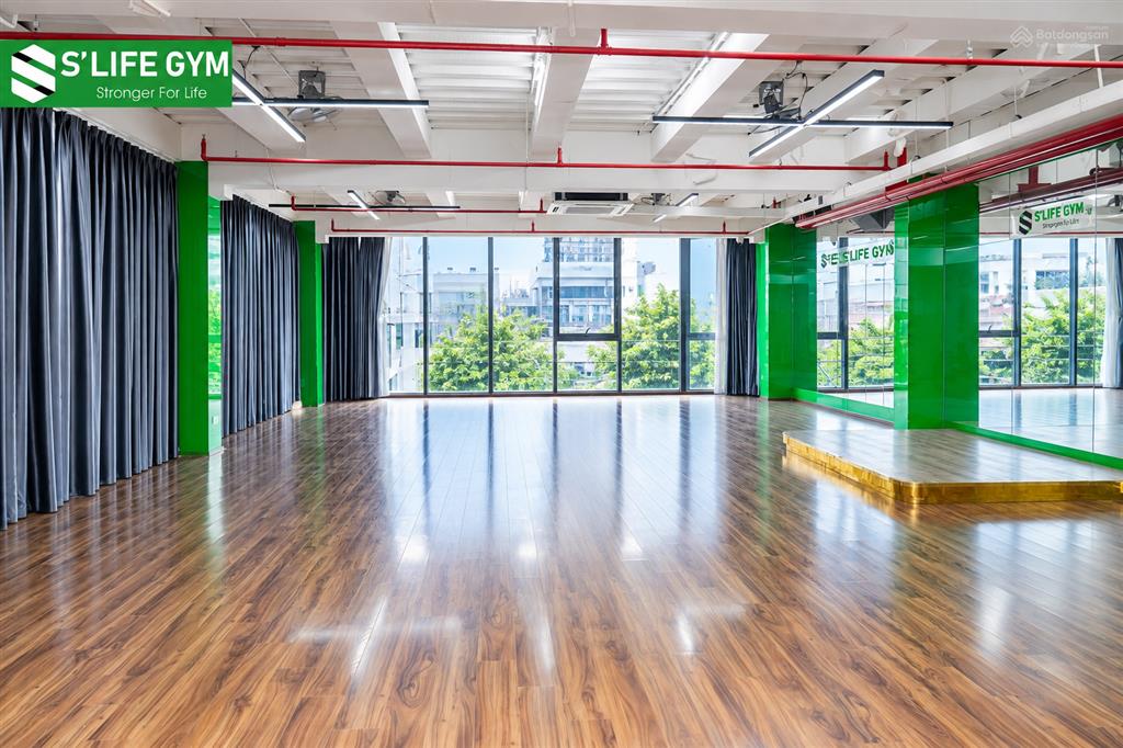 Cho thuê mặt bằng lớn hoàng hoa thám tân bình, trệt lửng 4 lầu dtsd ~1000