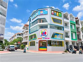 Cho thuê tòa nhà 2 mặt tiền nguyễn thị thập quận 7, dtsd ~ 1500m2 có hầm xe