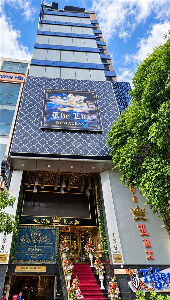 Cho thuê building lớn mặt tiền lê lai quận 1, hầm 10 tầng dtsd ~1300m2