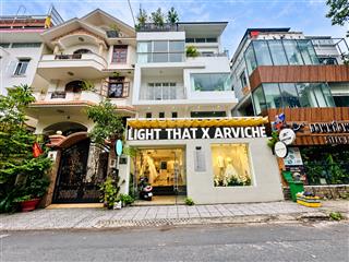 Cho thuê nhà đẹp hoa mai phú nhuận, 3 tầng ngang 9m nhận diện thương hiệu